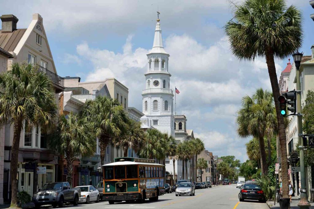 charleston visitor guide